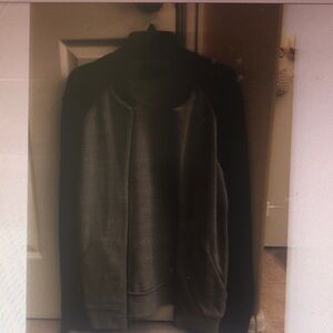 Men's Black and Gray Sweater